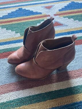 Lucky Brand Brown Leather Ankle Booties with Stacked Heel